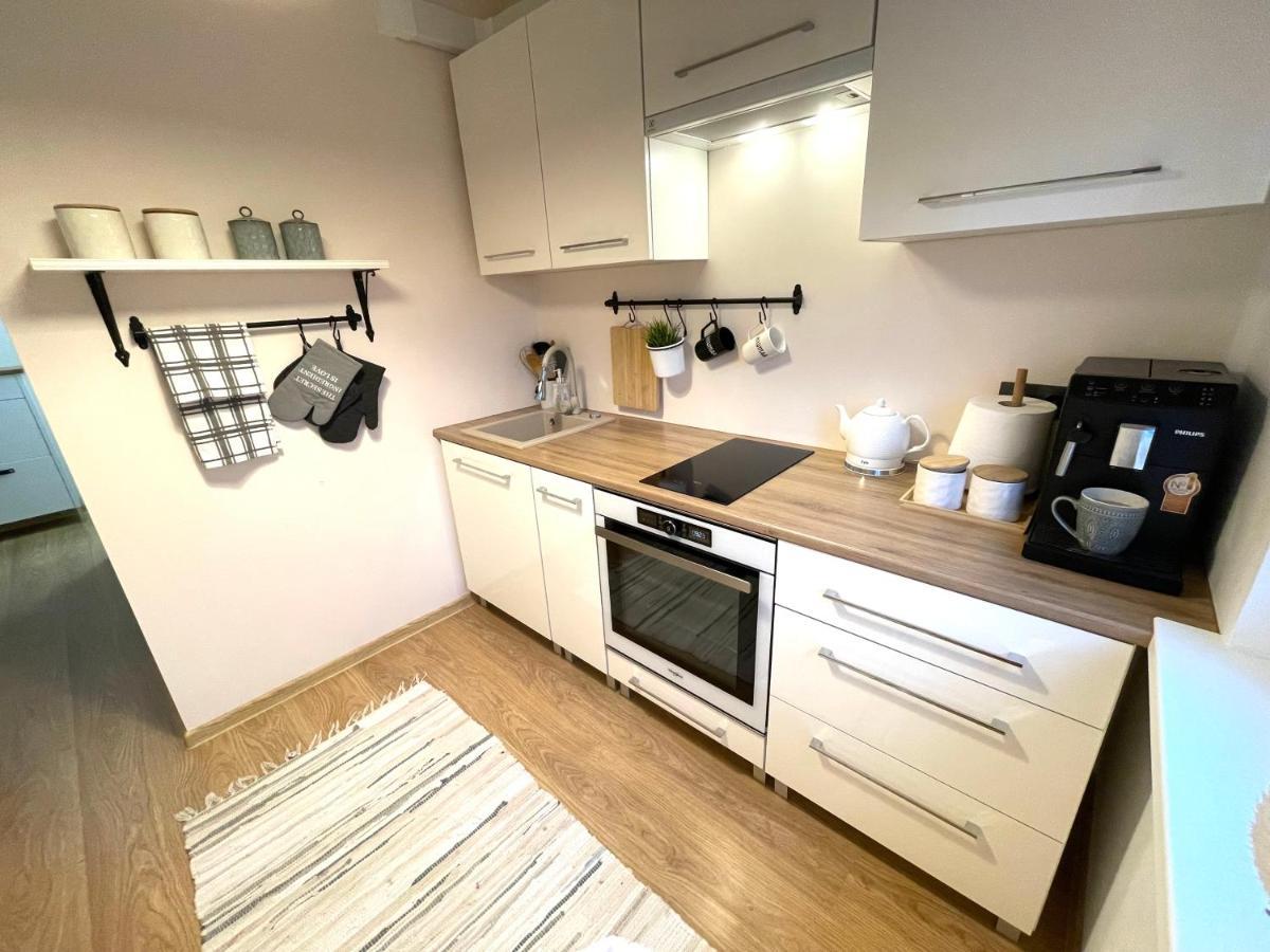 Keskuse Apartment With A Balcony Haapsalu Bagian luar foto