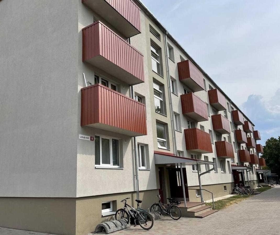 Keskuse Apartment With A Balcony Haapsalu Bagian luar foto